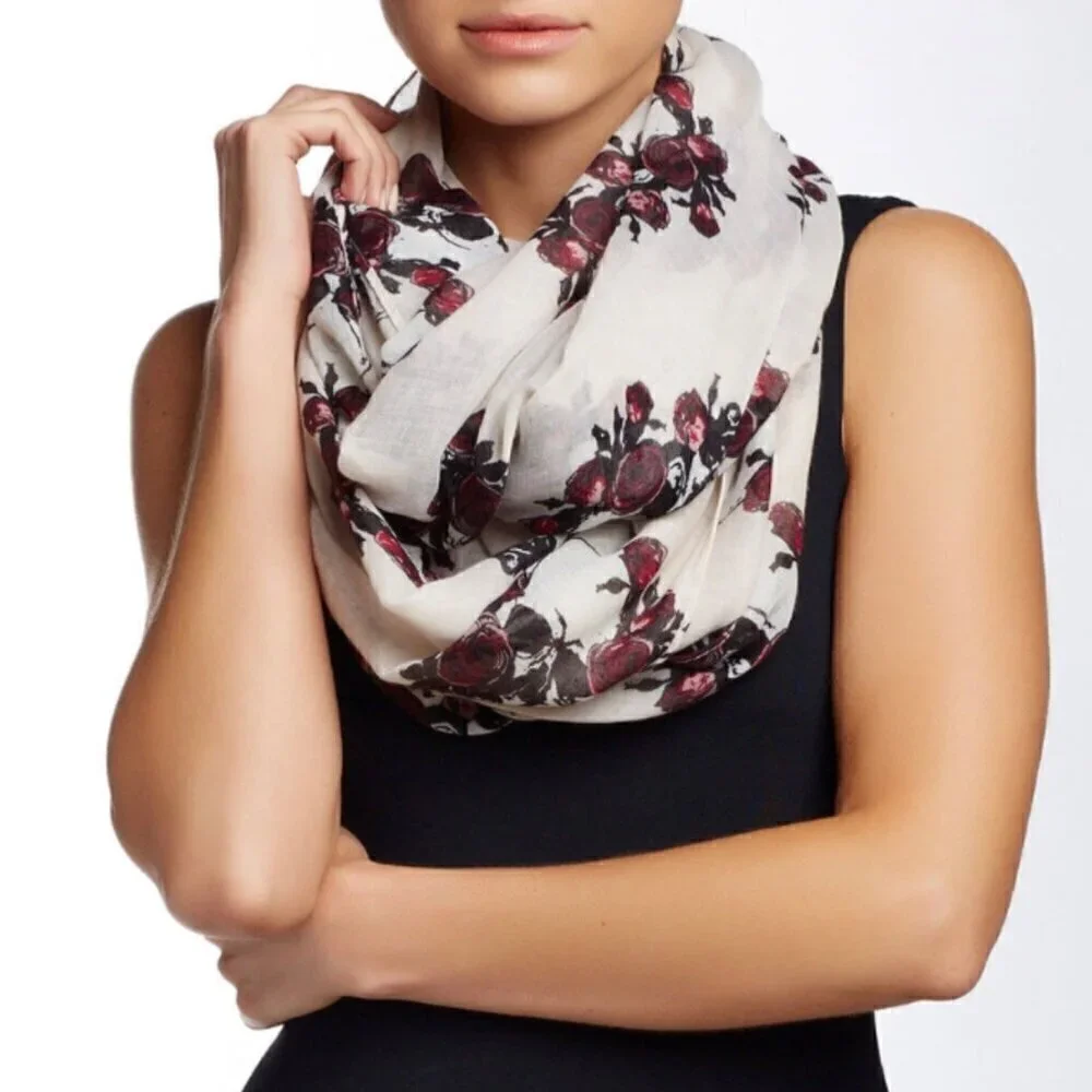 NWOT Skulls Infinity Scarf Grunge Goth Y2K Roses Novelty Print